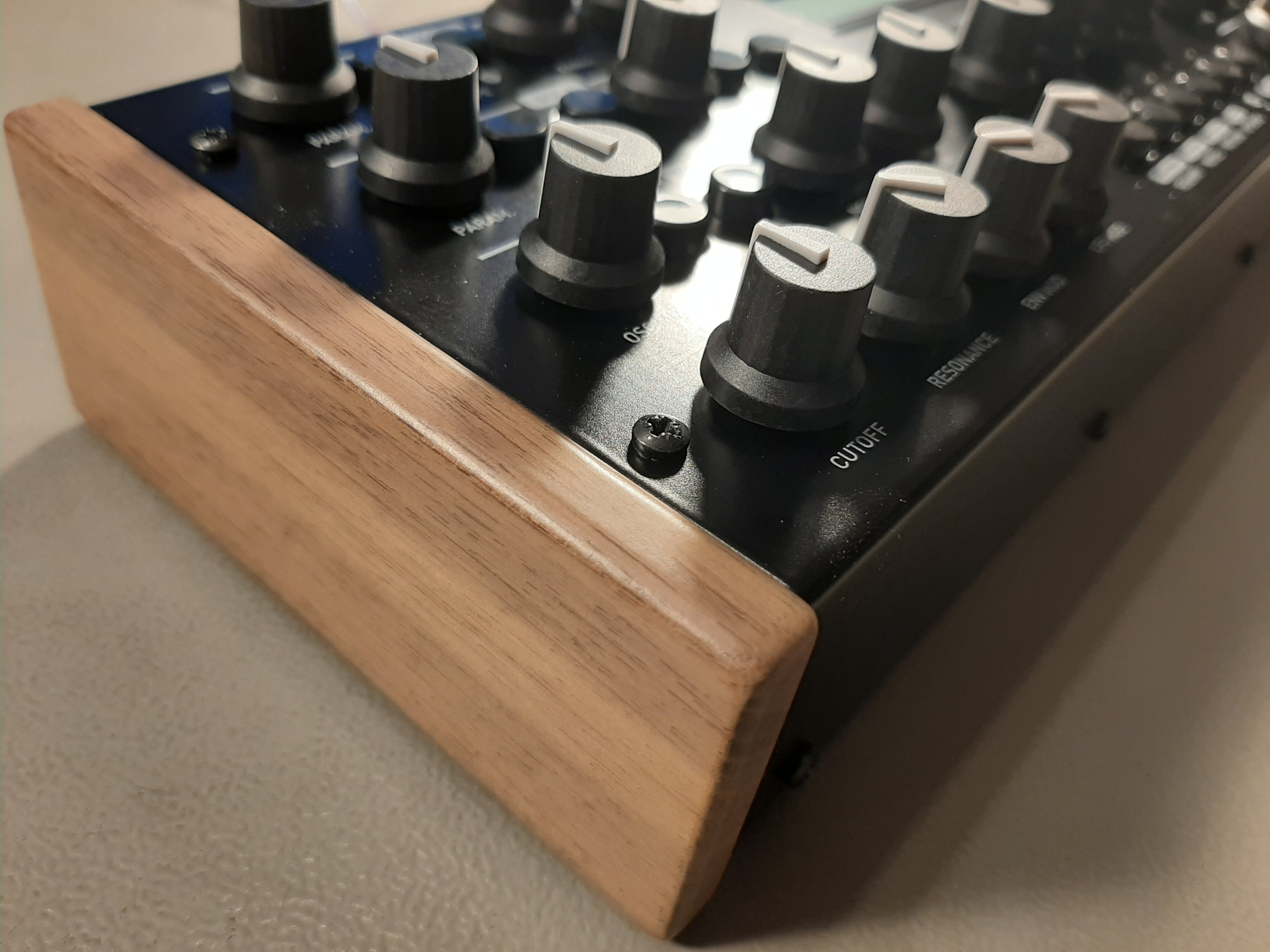 Shruthi XT synthesiser Metal case